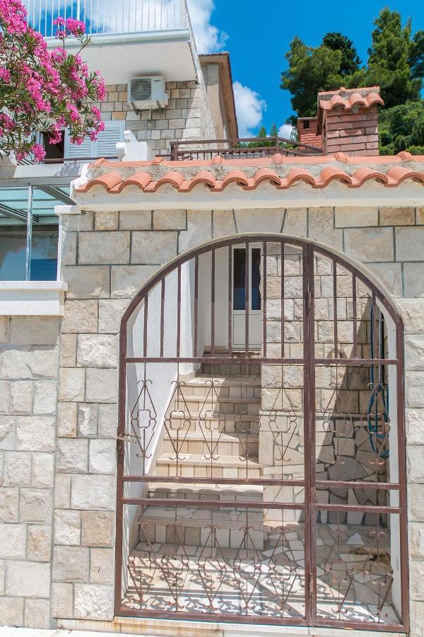 Apartments By The Sea Podaca, Makarska - 13974 Экстерьер фото
