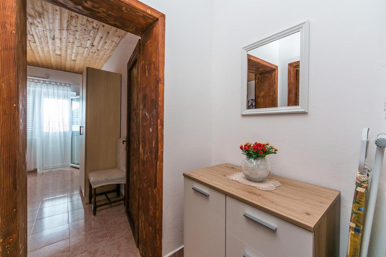 Apartments By The Sea Podaca, Makarska - 13974 Экстерьер фото
